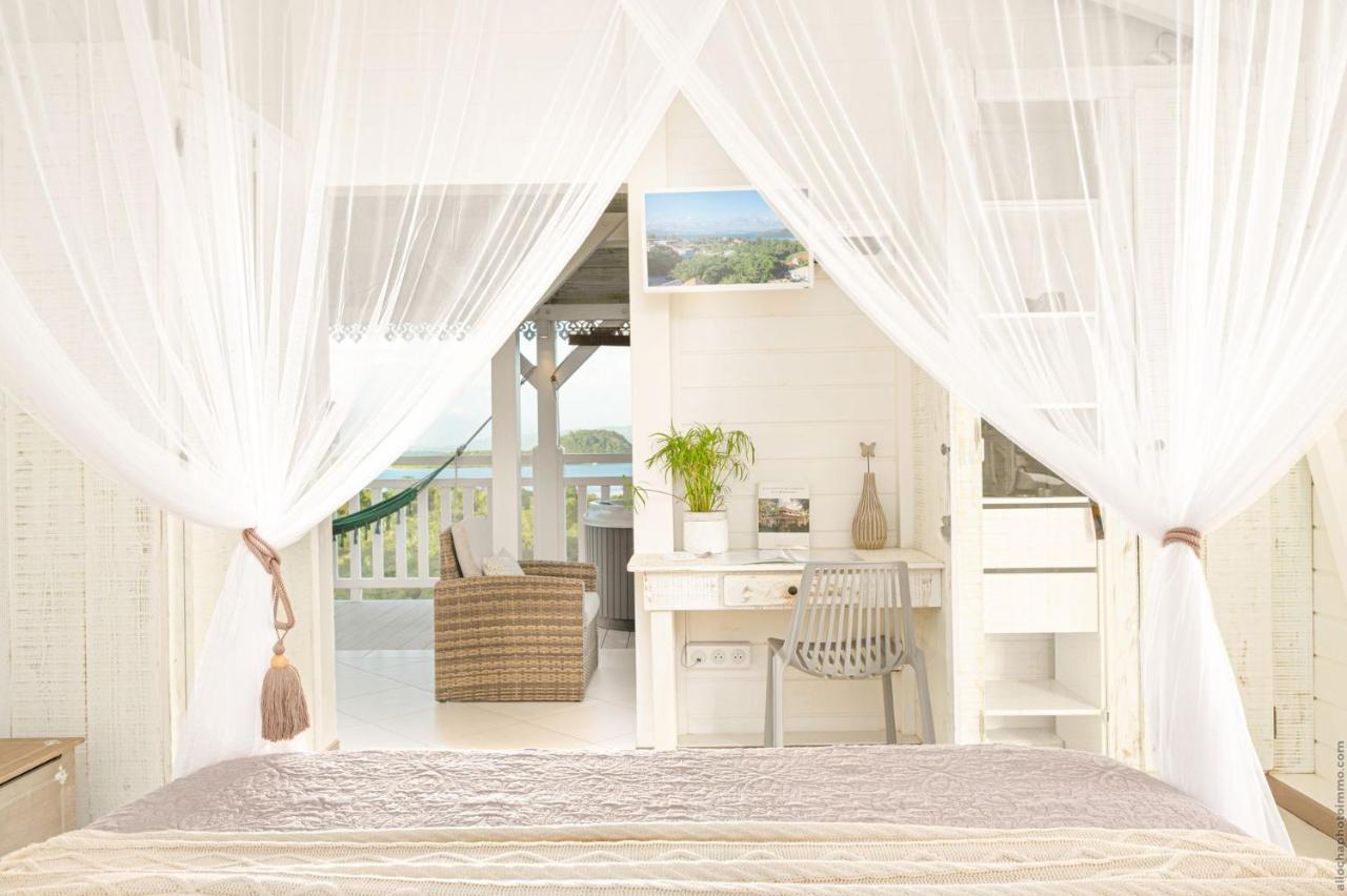 Bungalow Vanille Pacane - Vue Mer Avec Spa Prive 레트루아질레 외부 사진