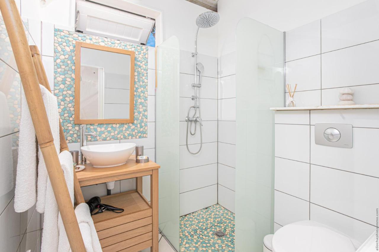 Bungalow Vanille Pacane - Vue Mer Avec Spa Prive 레트루아질레 외부 사진